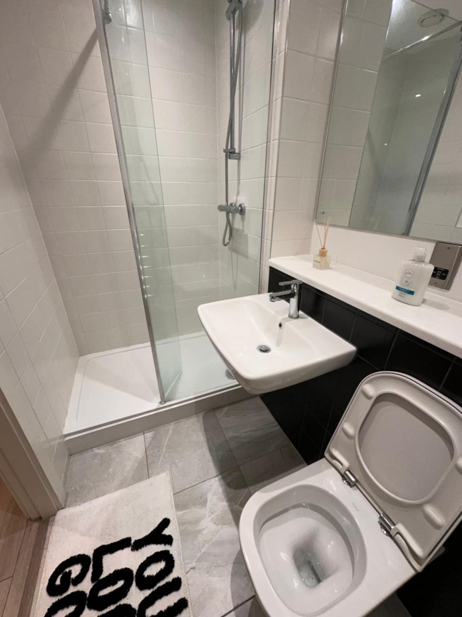 Park Central Liverpool Apartment 외부 사진
