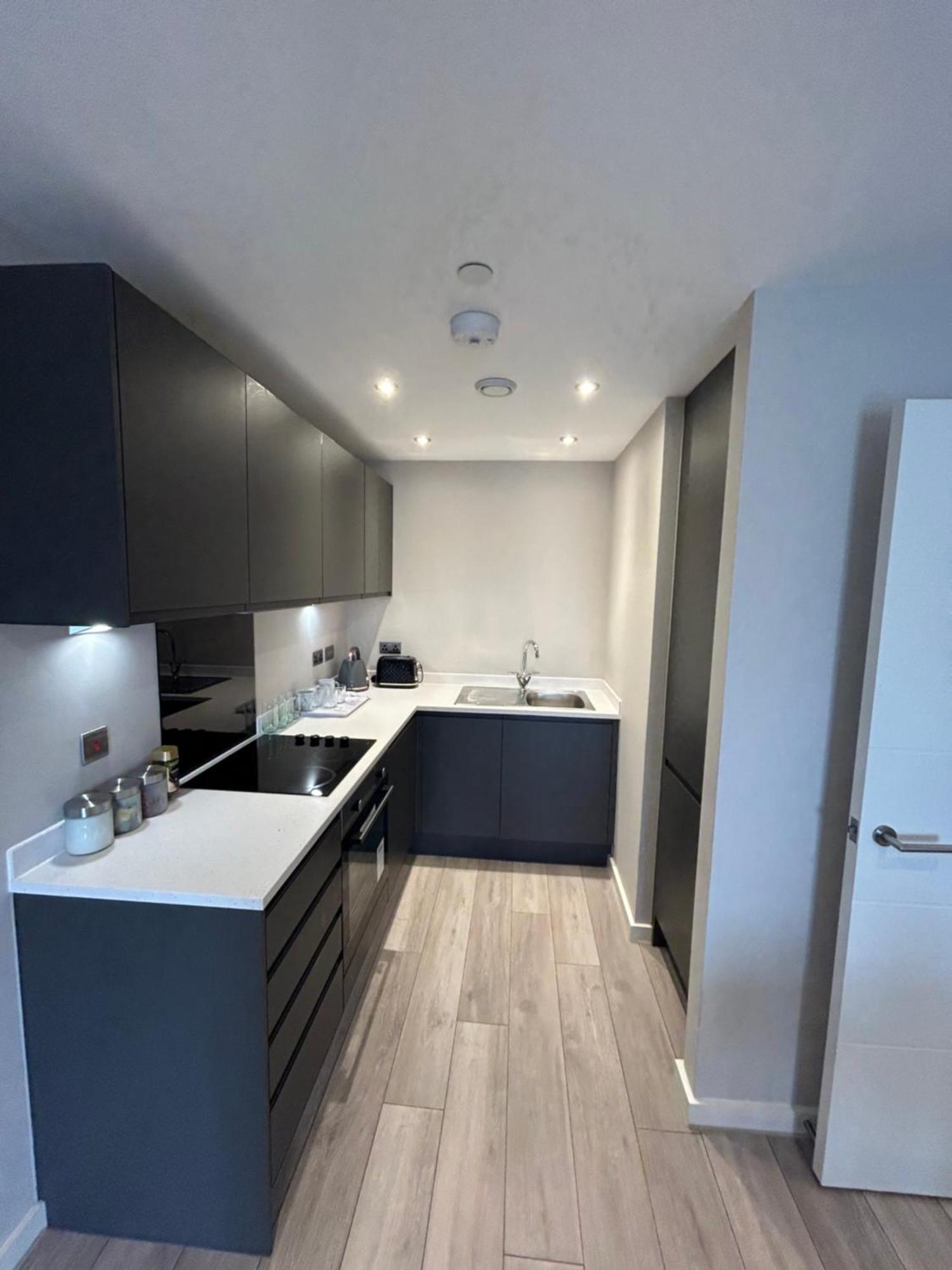 Park Central Liverpool Apartment 외부 사진